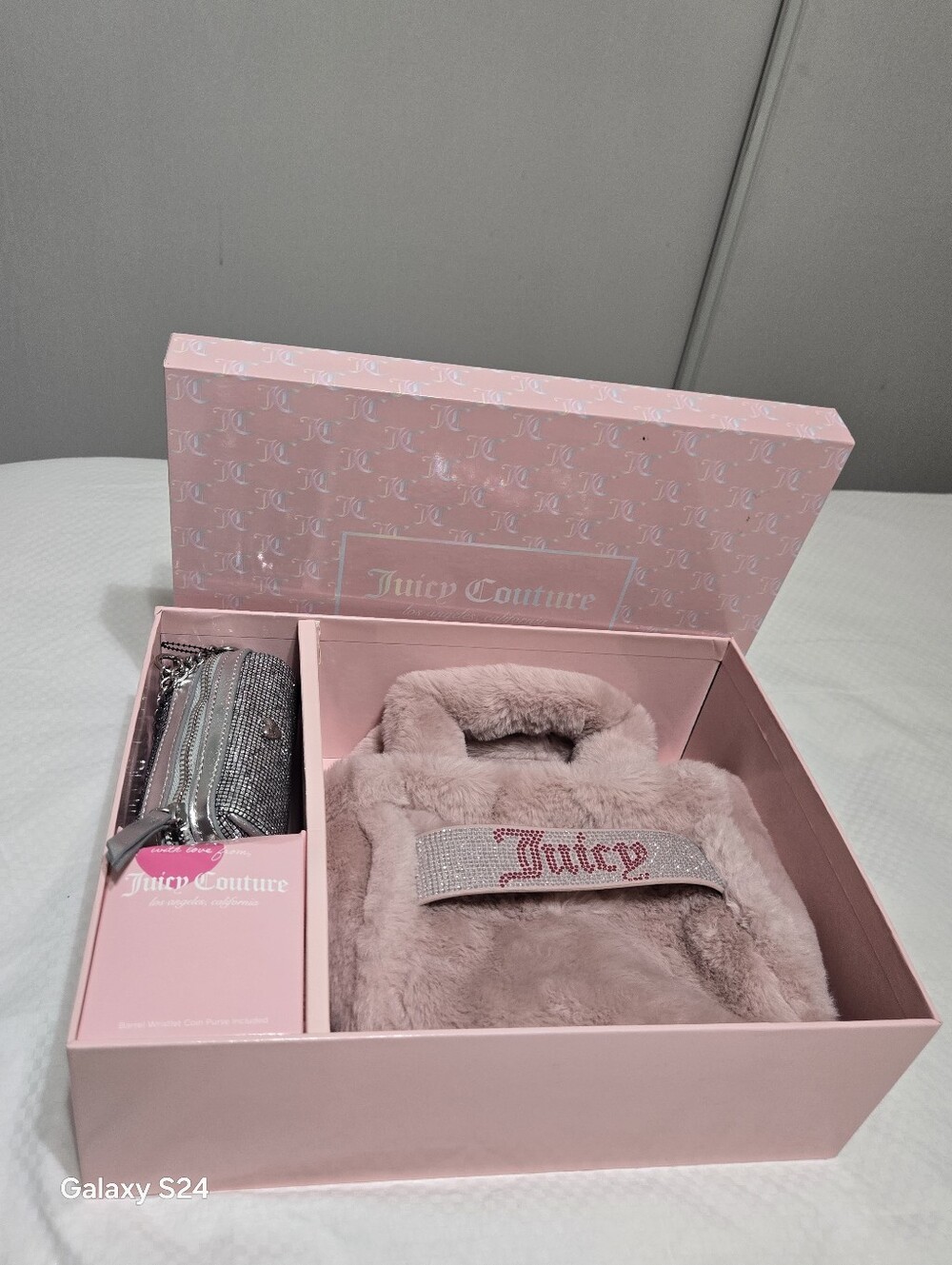 Baby Pink fluffy Juicy Couture Bag Set New In Box